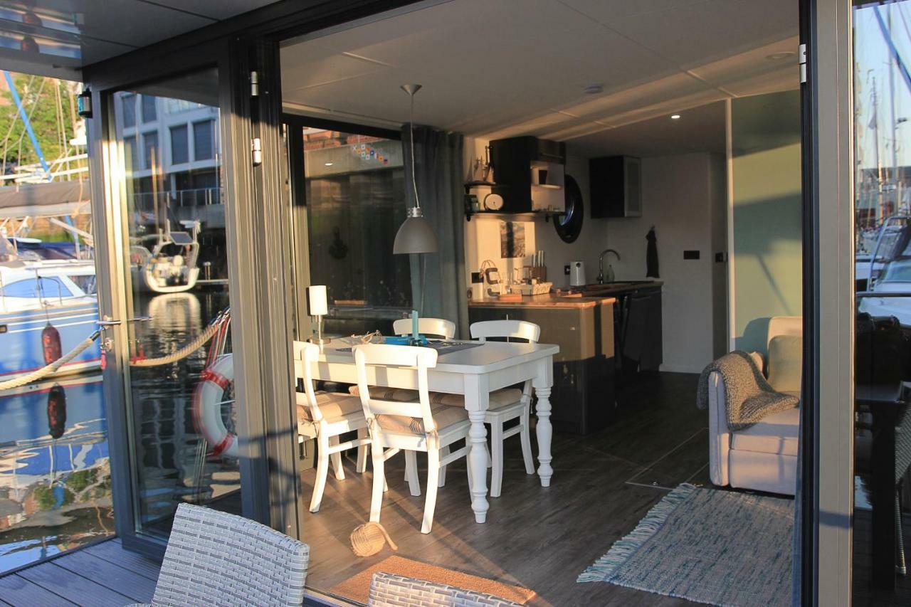 Havenkoje Hotel Cuxhaven Bagian luar foto